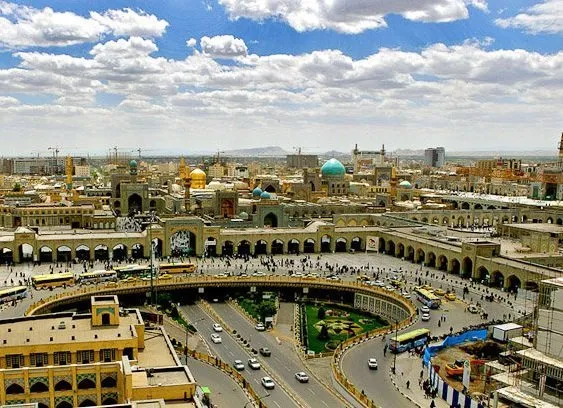 مشهد مقدس در عید ماه رمضان