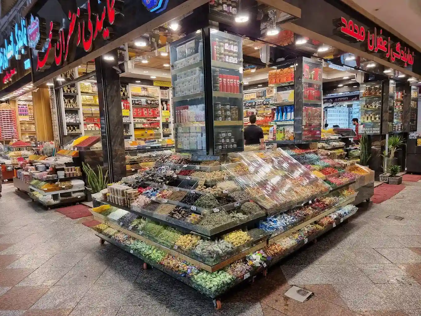 بازار رضا مشهد خرید سوغات