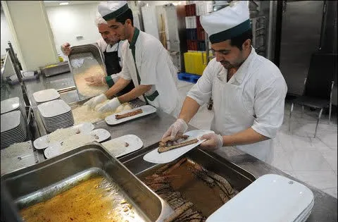 خادم مهمانسرا حرم امام رضا