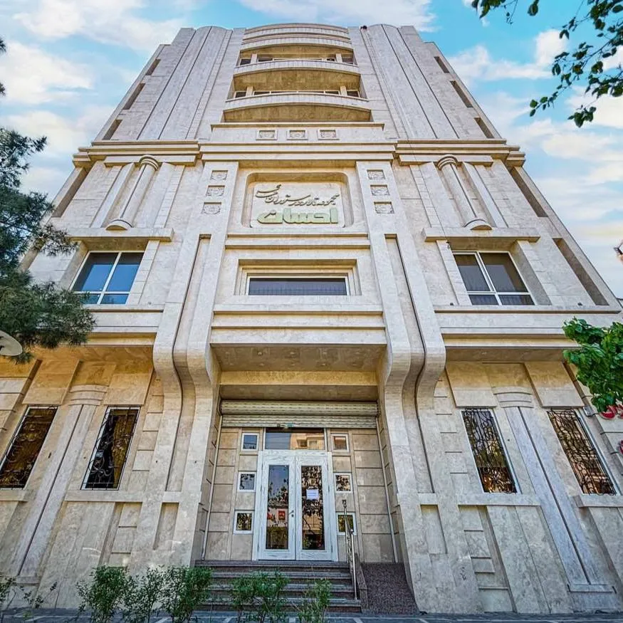 ورودی رستوران احسان مشهد