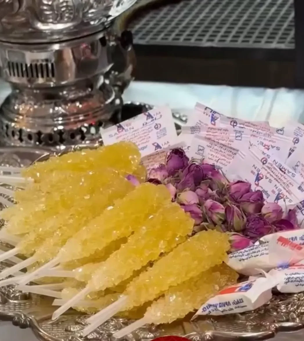 سرویس چای رایگان رستوران علی مشهد