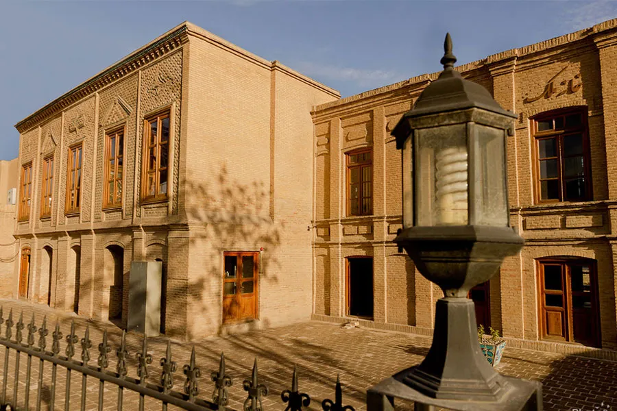 موزه ملک مشهد