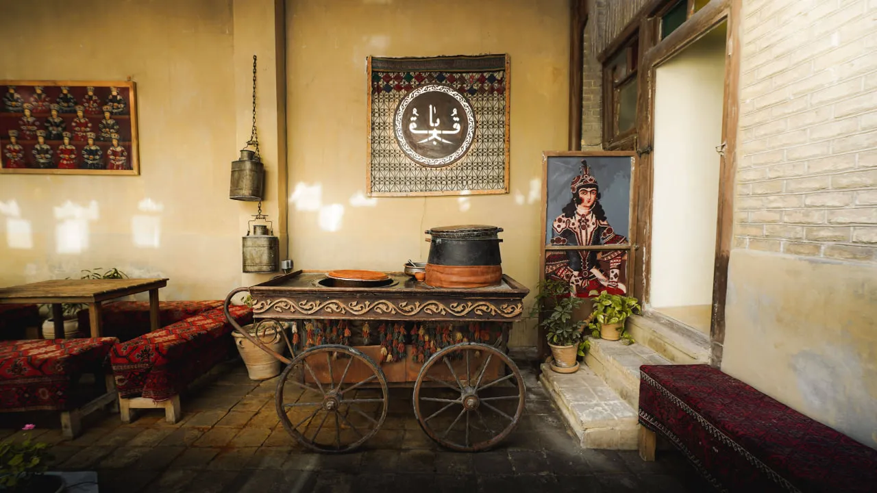 عمارت قربا مشهد کجاست