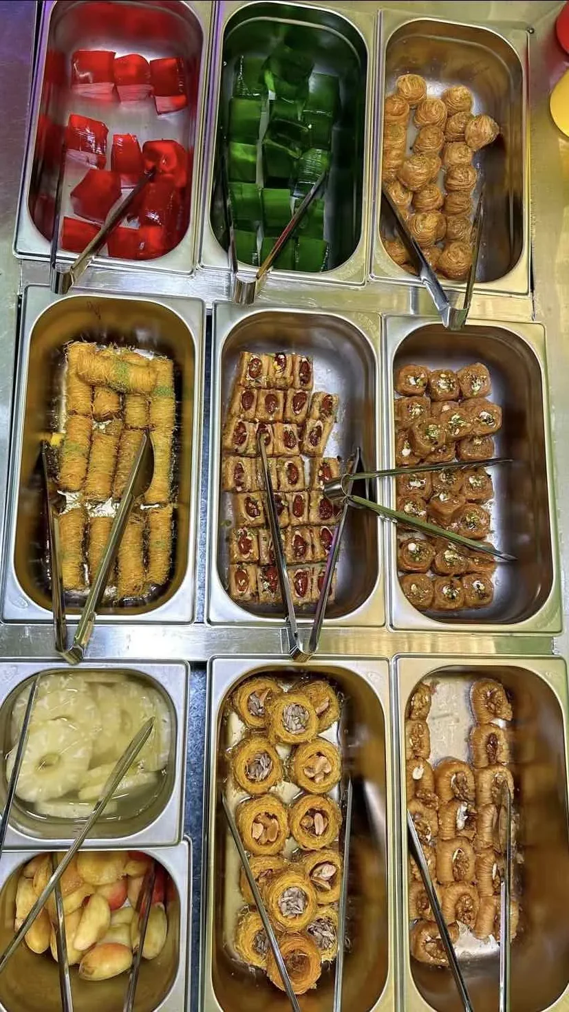 منو آبمیوه بستنی استوا مشهد
