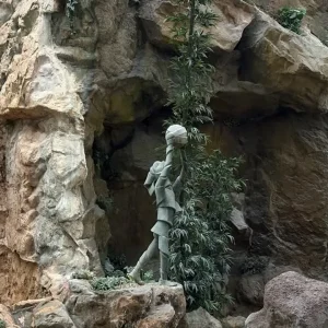 مجسمه متحرک