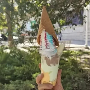 بستنی اصغر مشتی مشهد