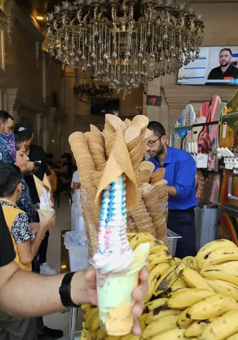 حجم بستنی اصغر مشتی مشهد