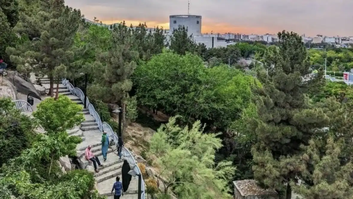 پلکان کوهسنگی مشهد