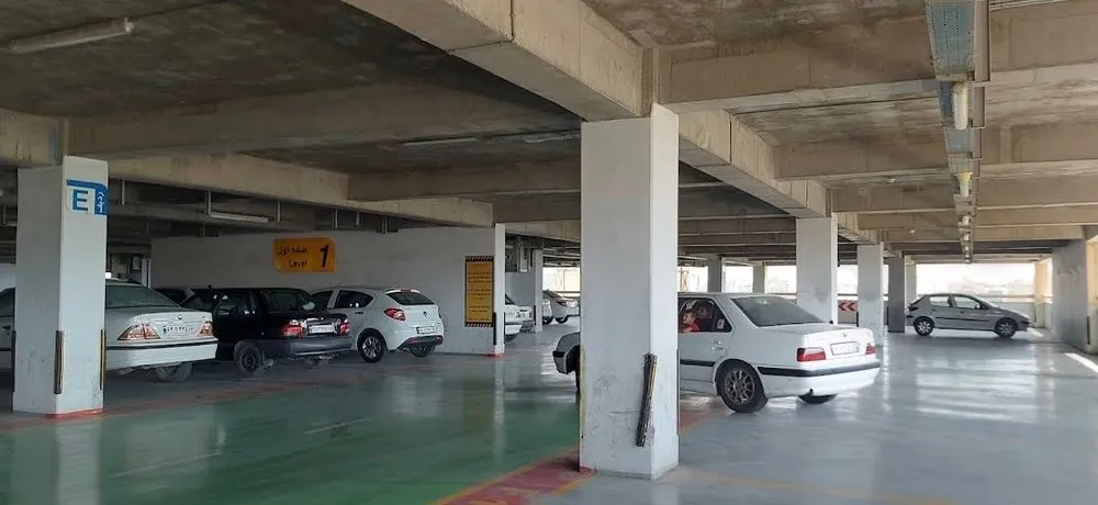 پارکینگ بازار فردوسی یک مشهد