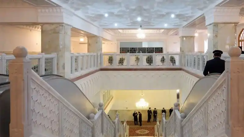 رواق حضرت زهرا حرم امام رضا