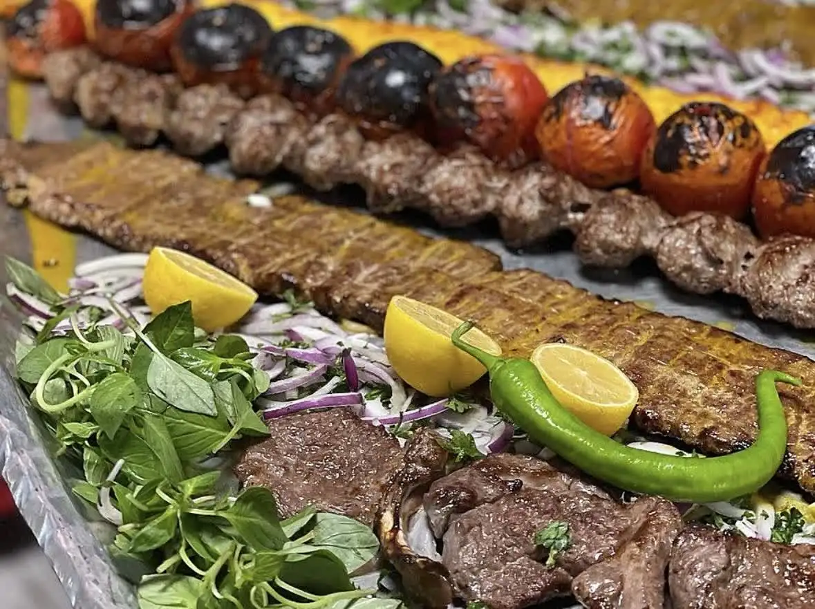 کباب برگ مخصوص رستوران ملک شاهان مشهد