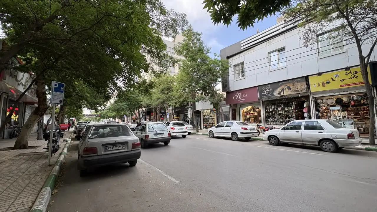 مراکز خرید خیابان راهنمایی مشهد