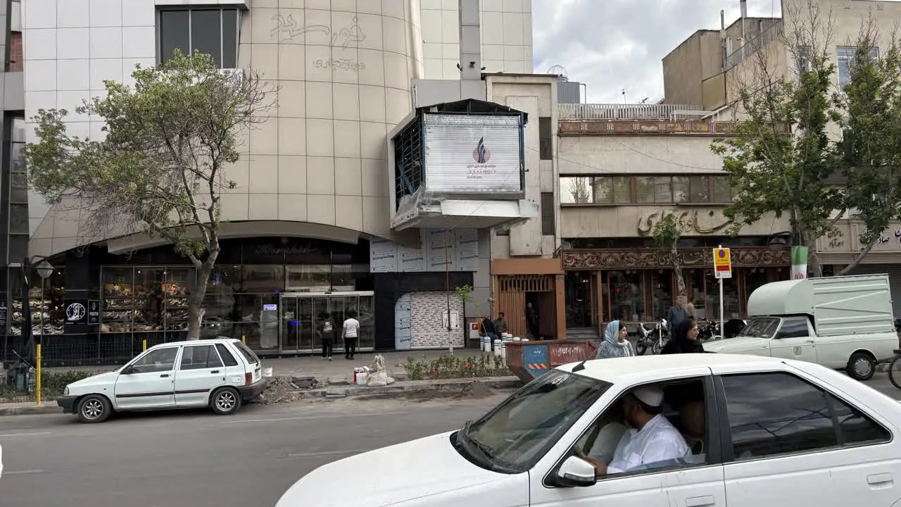 مرکز خرید خورشید مشهد کجاست