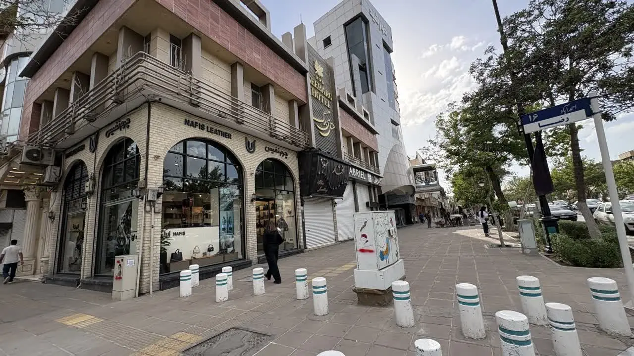 هتل سی برگ مشهد کجاست