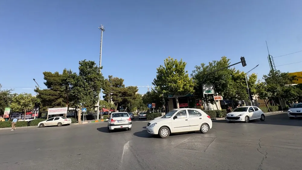 اطراف میدان ده دی مشهد