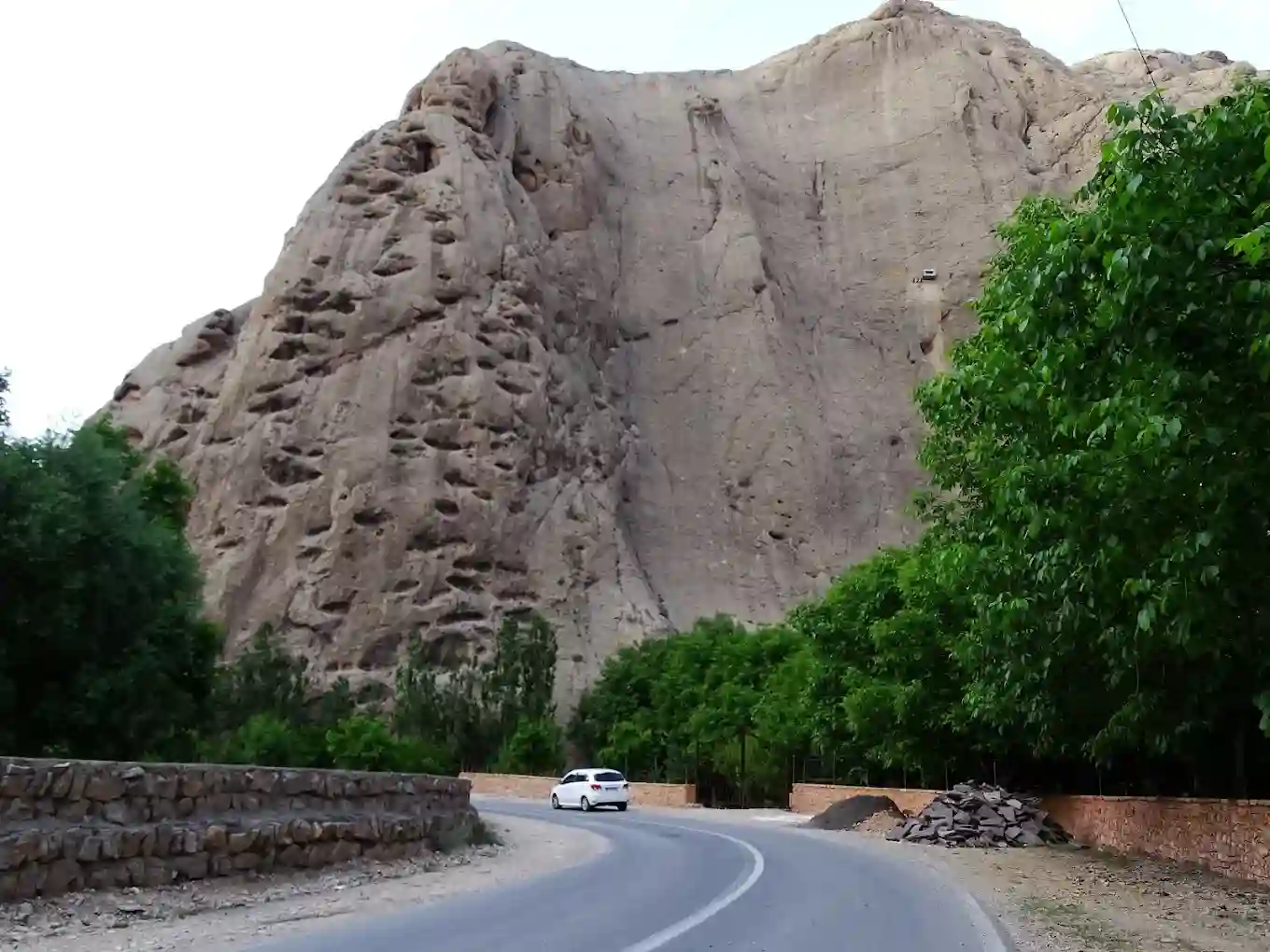 روستای اخلمد مشهد کجاست