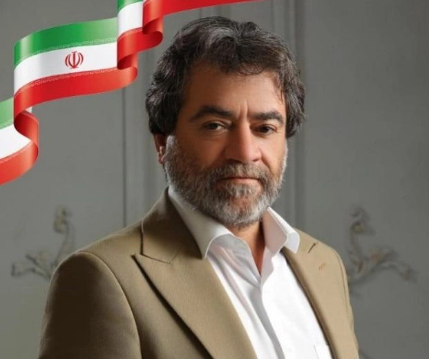 اکبر ایزدی دربار