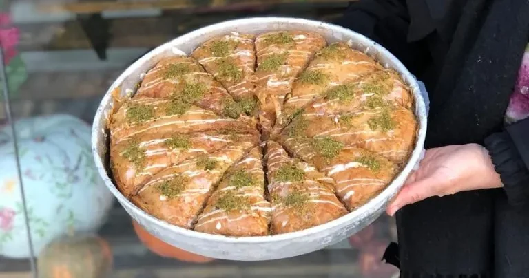 شعب باقلوا لذیذ مشهد