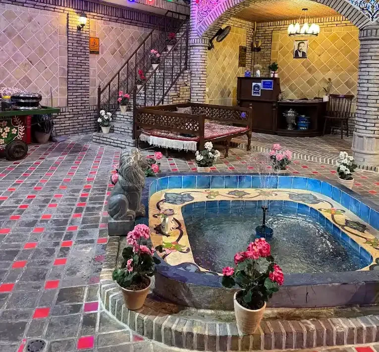 کافه سنتی مشهد