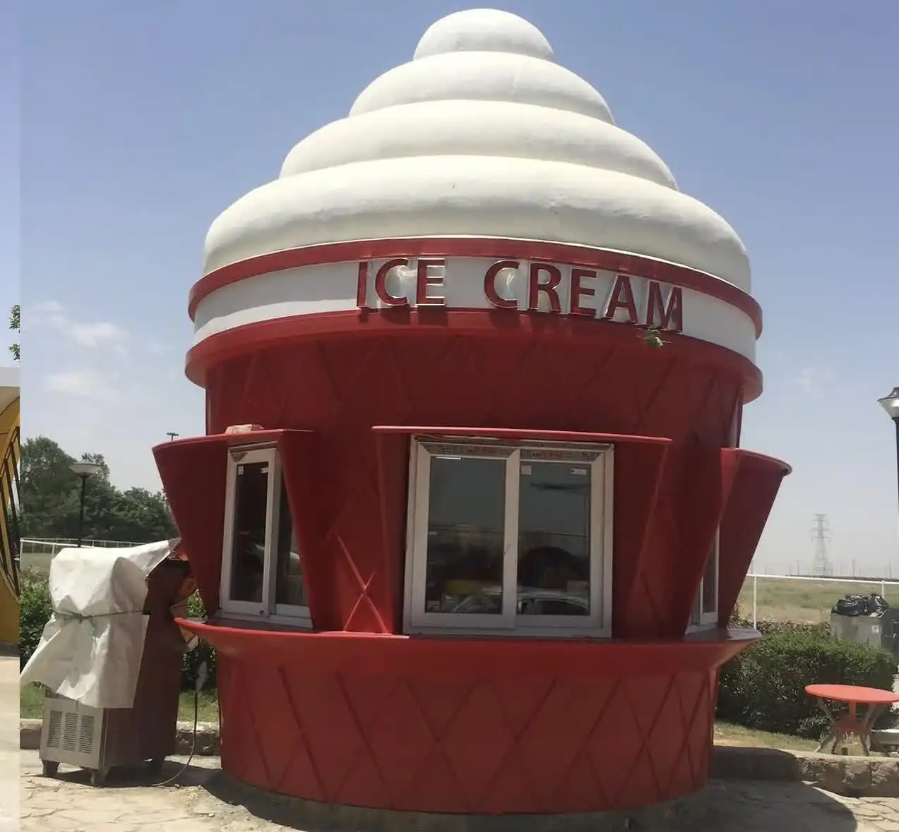 غرفه بستنی پارک سنجاقک مشهد