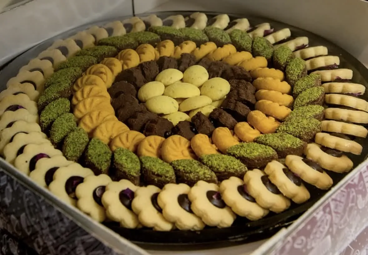 شیرینی خشک قنادی جام عسل مشهد
