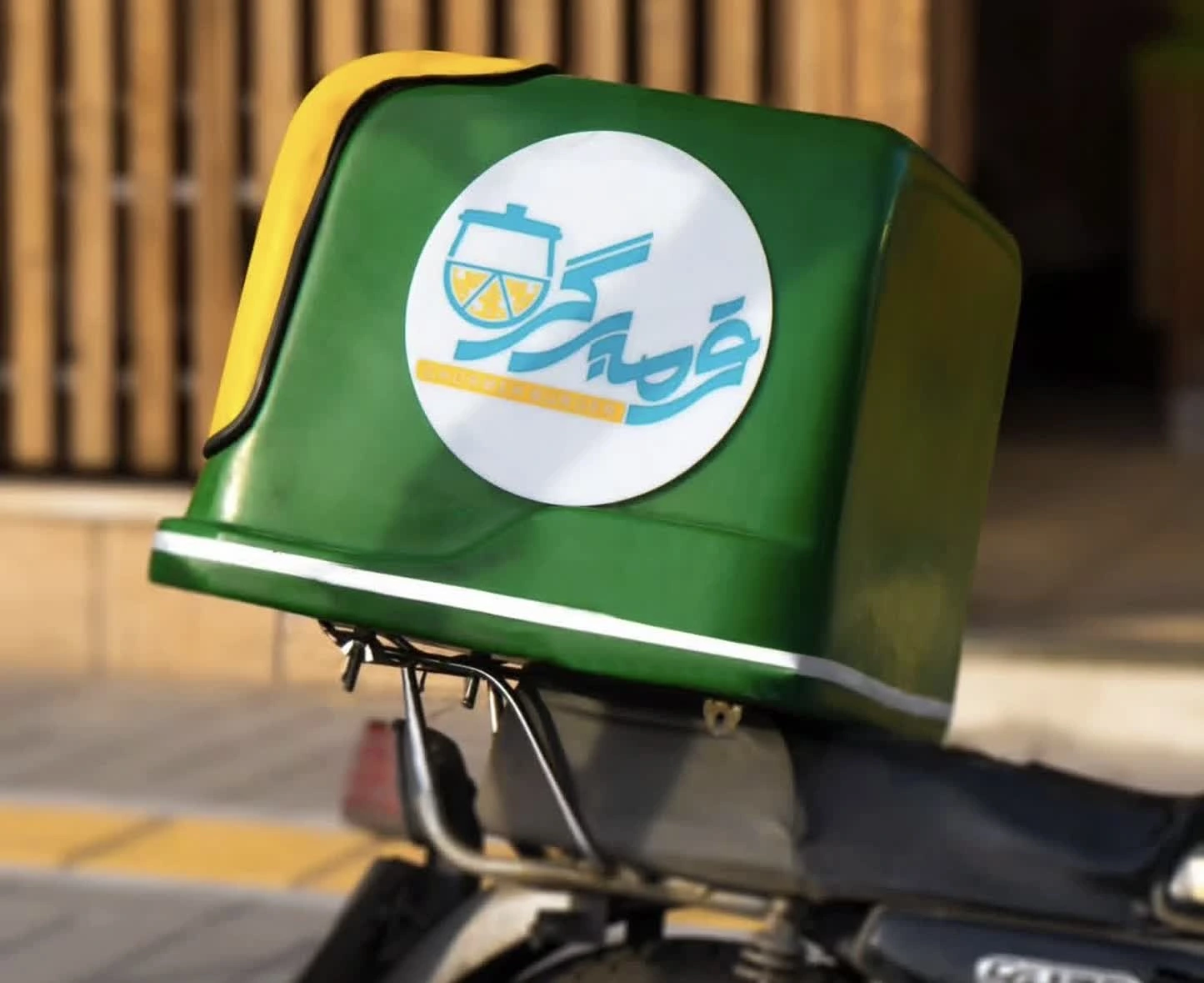 سفارش بیرون بر رستوران اسلوفود قرمه برگر مشهد