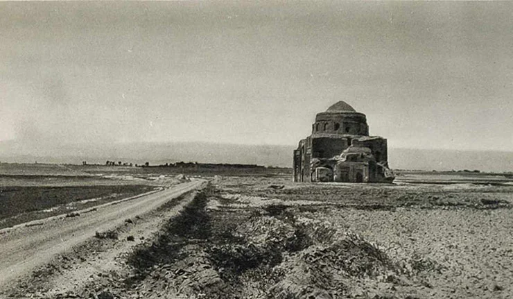 haruniyeh dome in mashhad