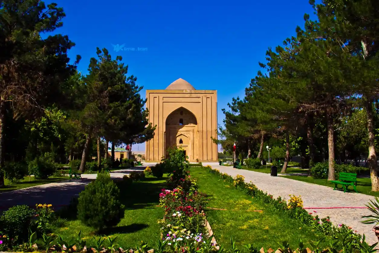 زندان هارونیه مشهد کجاست