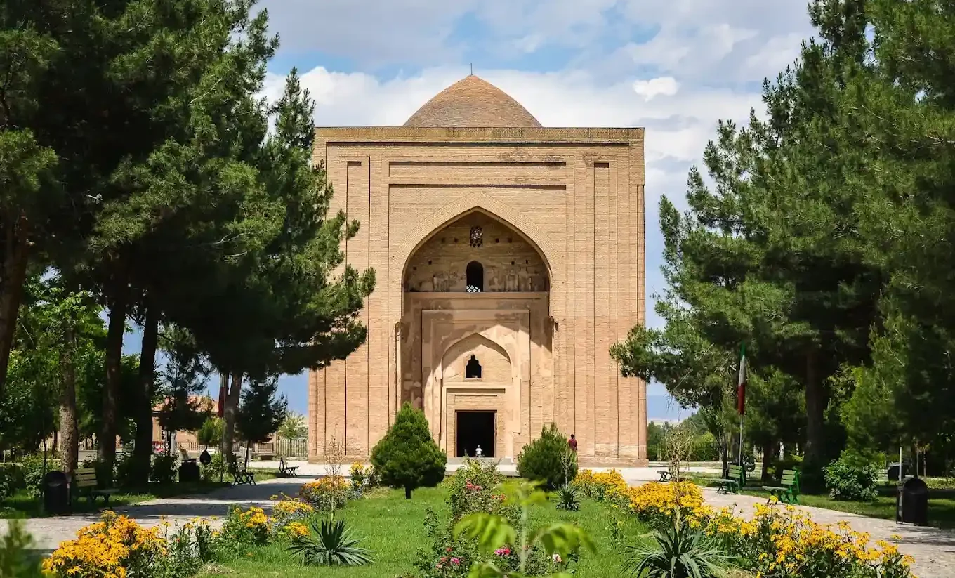 شماره تماس گنبد هارونیه مشهد
