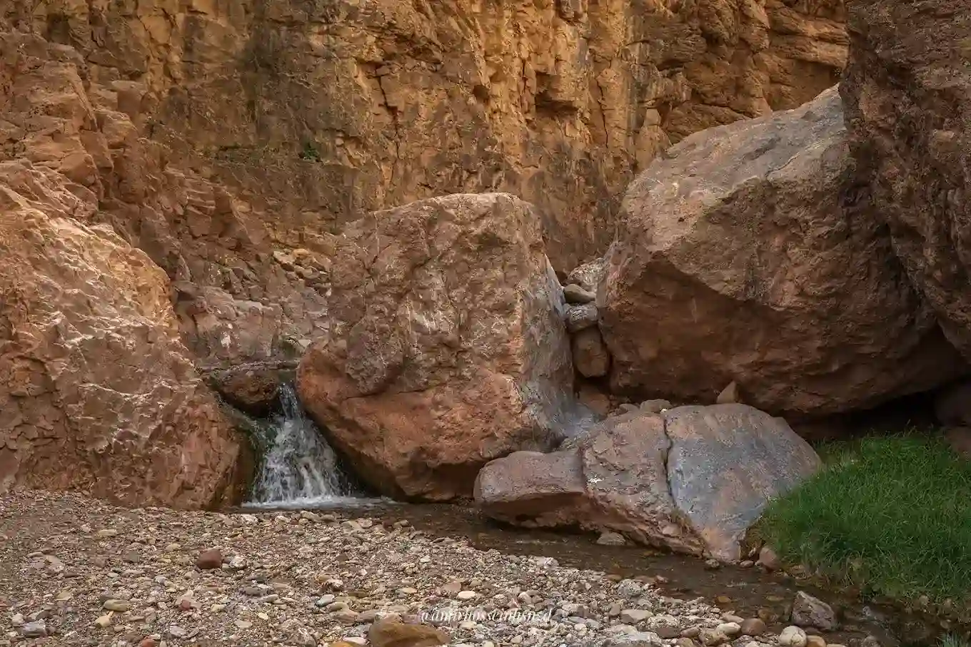 آب و هوای ابقد مشهد