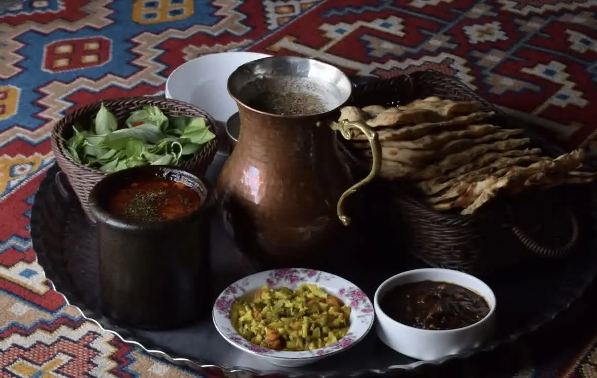 دیزی سنگی رستوران جیران مشهد