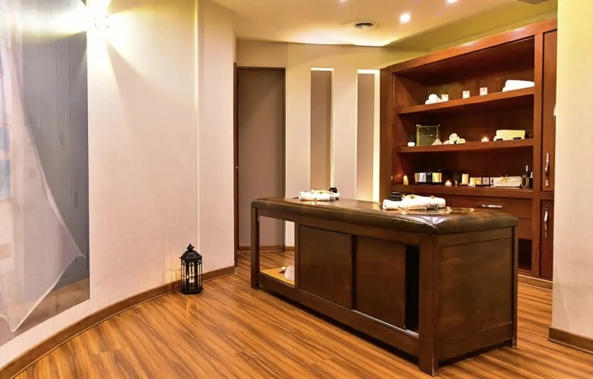 خدمات ماساژ هتل پردیسان مشهد