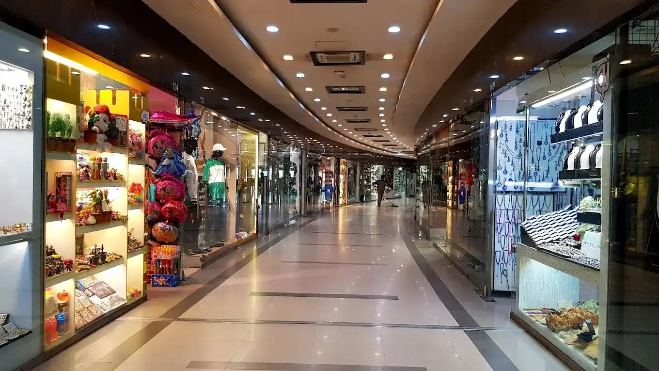 مجتمع تجاری ویلاژتوریست مشهد