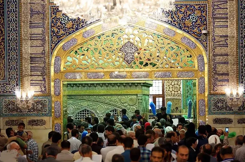 آرامش و سکوت حرم امام رضا