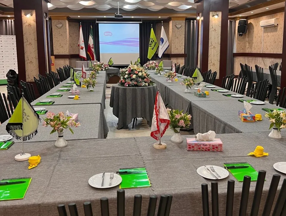 سالن همایش هتل ارس مشهد