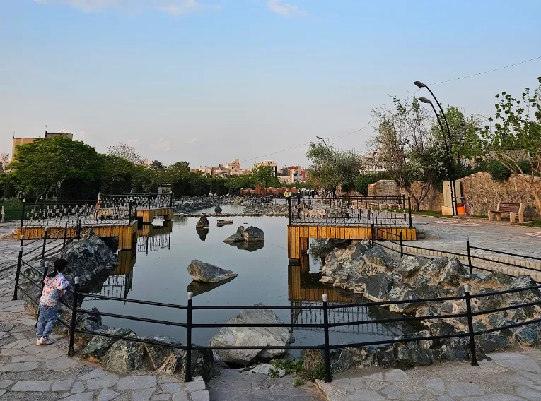 دریاچه مصنوعی بوستان وفا مشهد