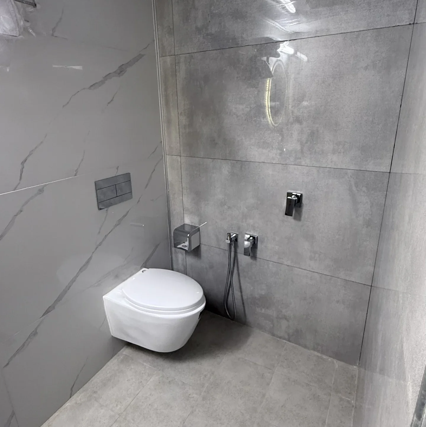 دسشویی هتل لاوان مشهد