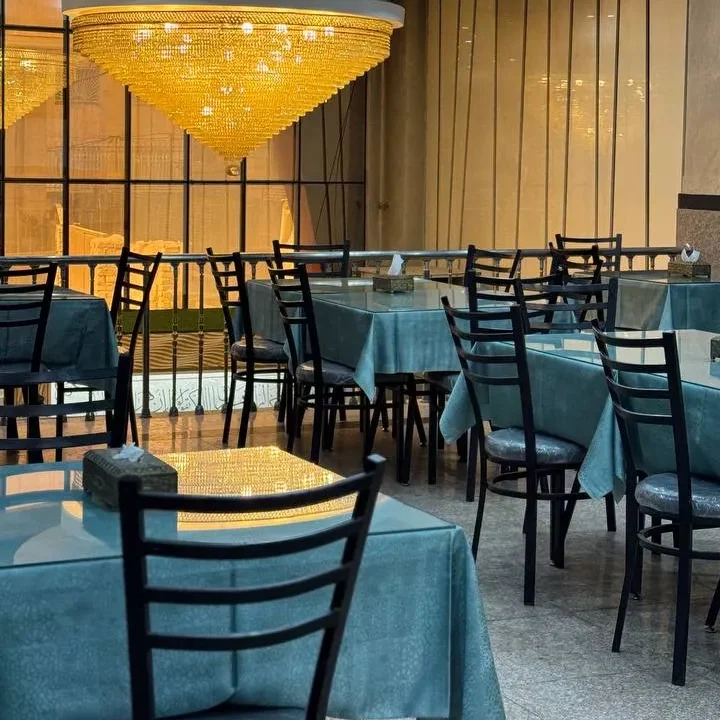 رستوران هتل سفرا طلایی مشهد