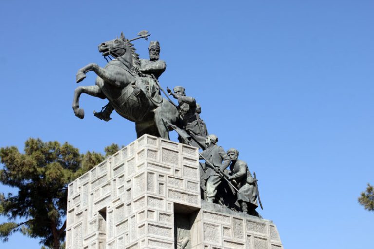 جاذبه‌های دیدنی مشهد و اطراف آن