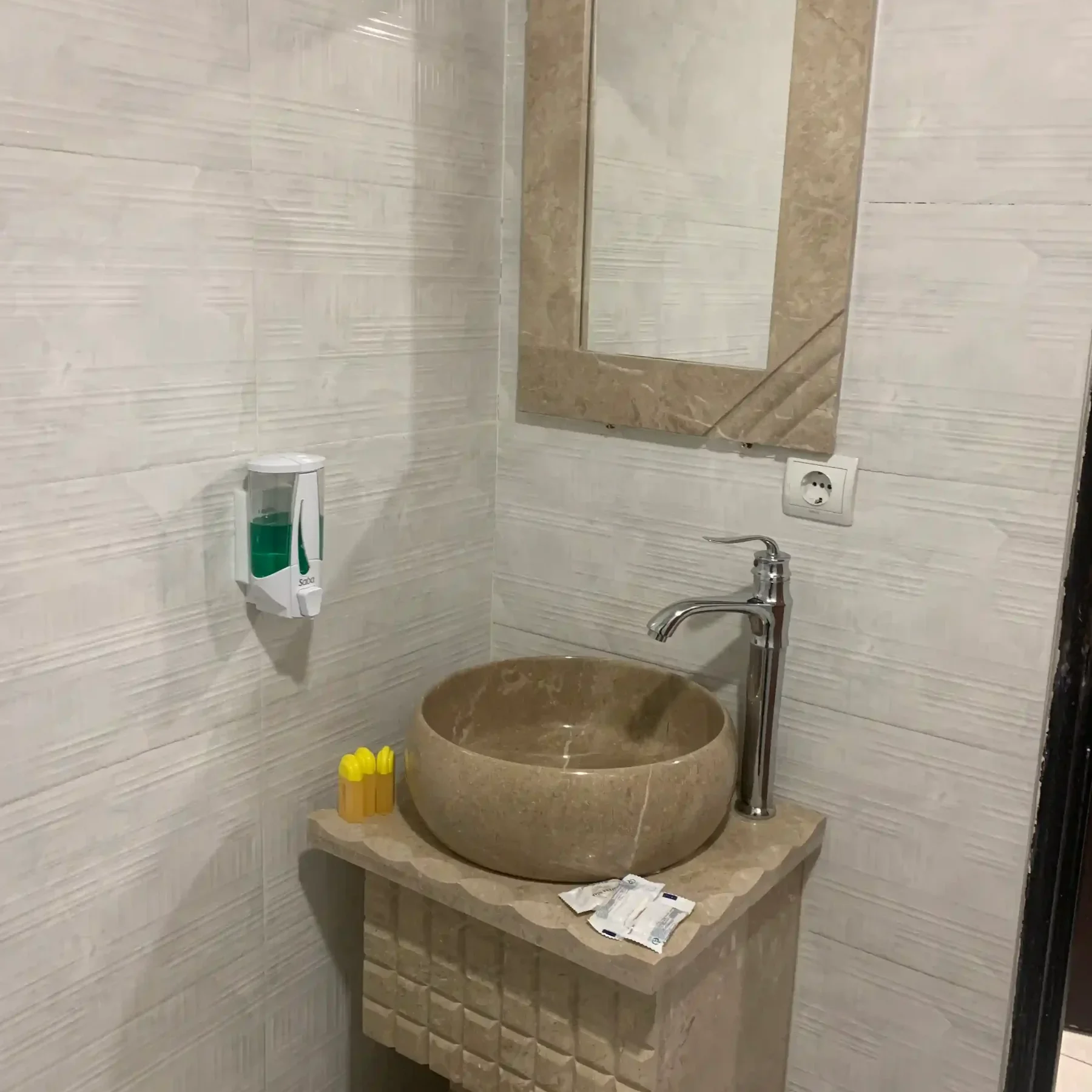 سرویس بهداشتی هتل ارگ مشهد