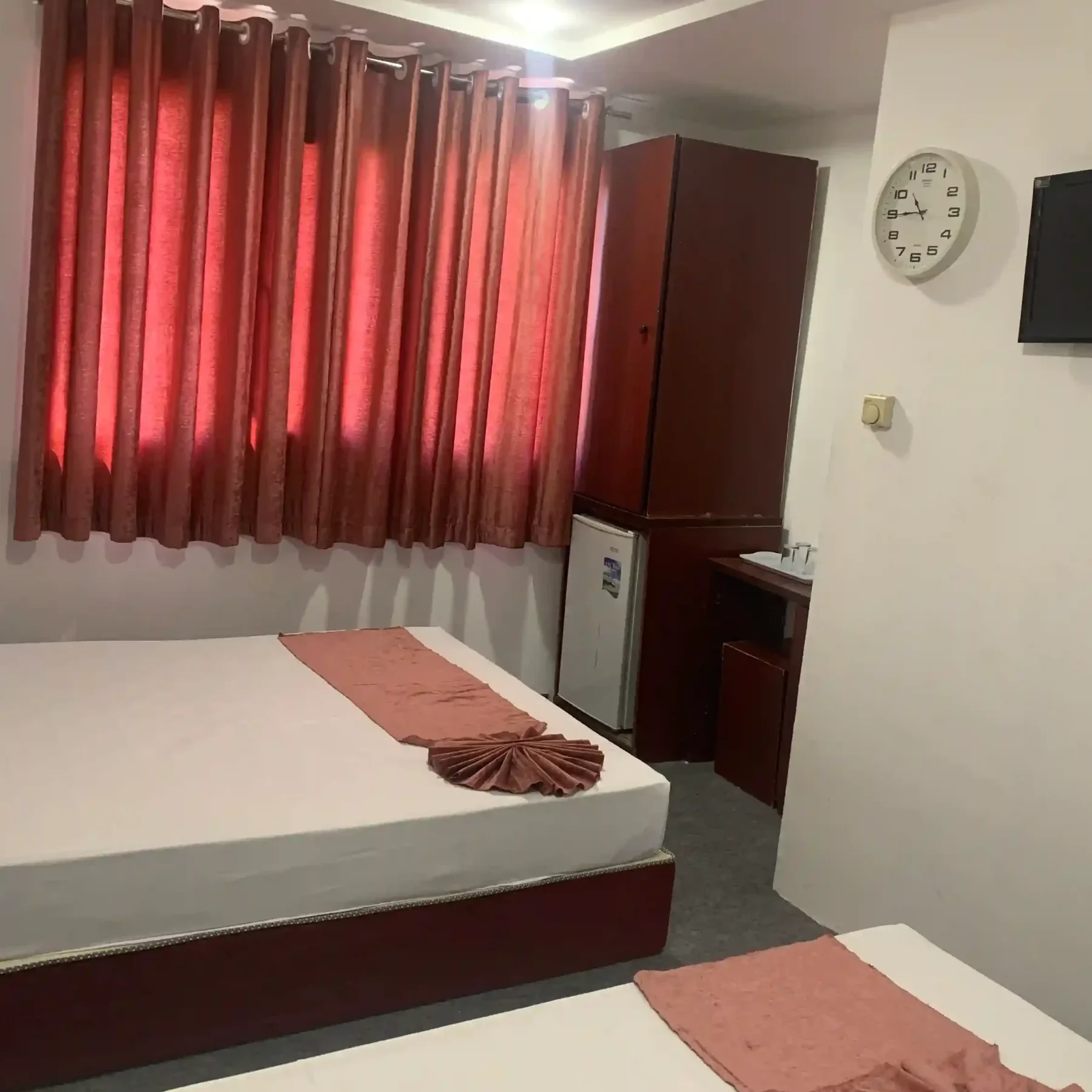 اتاق خواب دار هتل ارگ مشهد